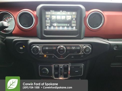 Used 2021 Jeep Wrangler Unlimited Rubicon AWD/4WD image 28