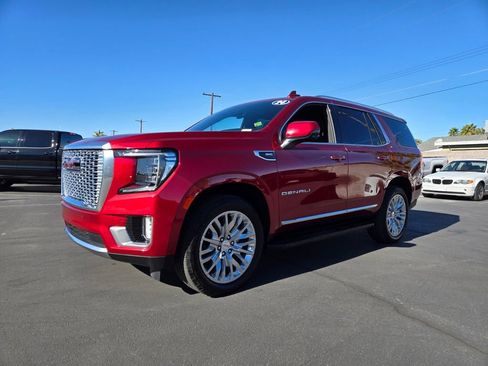 Used 2024 GMC Yukon Denali image 2
