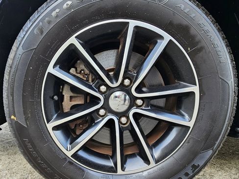 Used 2017 Dodge Grand Caravan GT image 14