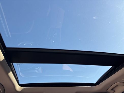 Used 2024 Nissan Rogue Platinum w/ Platinum Premium Package image 31