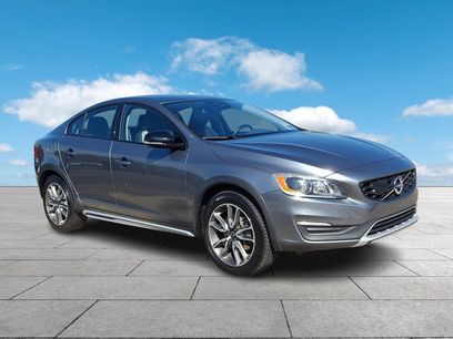 Used 2017 Volvo S60 T5 Cross Country Platinum
