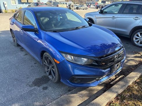 Used 2019 Honda Civic Sport image 3