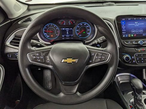 Used 2024 Chevrolet Malibu LT FWD image 10