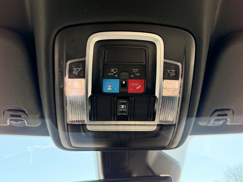 Used 2026 RAM 1500 Laramie AWD/4WD image 27