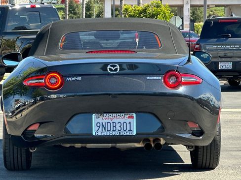 Used 2024 MAZDA MX-5 Miata Sport image 6