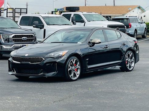 Used 2021 Kia Stinger GT1 RWD image 7