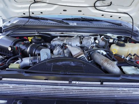 Used 2010 Ford F350 XL image 28