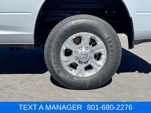 New 2026 RAM 2500 Big Horn AWD/4WD image 12