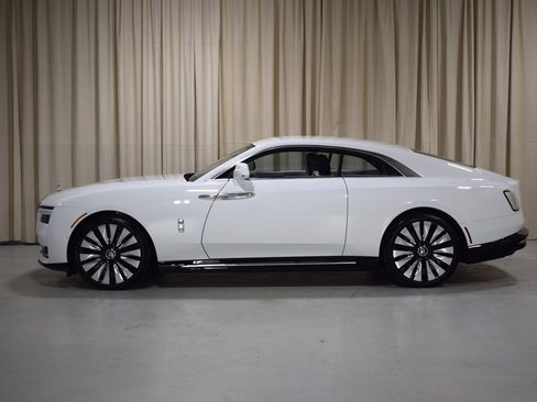 New 2025 Rolls-Royce Spectre w/ Leather Finishing Pack image 3