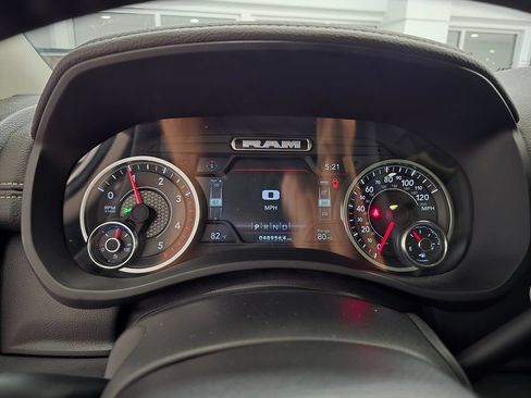 Used 2024 RAM 2500 Laramie w/ Safety Group AWD/4WD image 23