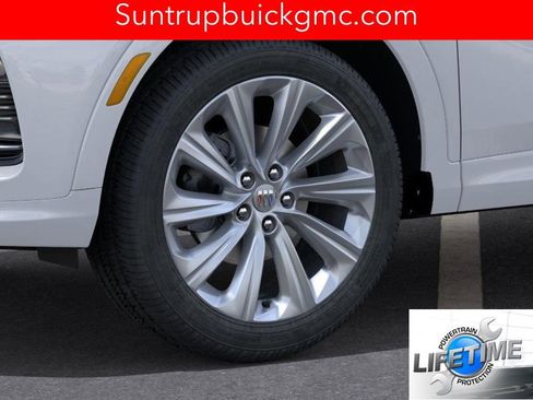 New 2026 Buick Envista Avenir image 9