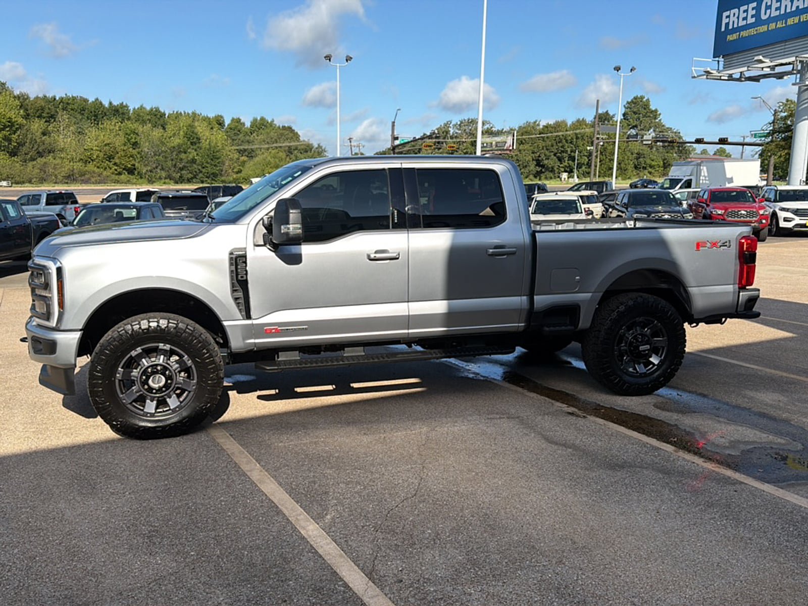 Used 2024 Ford F250 Lariat w/ Sport Appearance Package AWD/4WD image 9