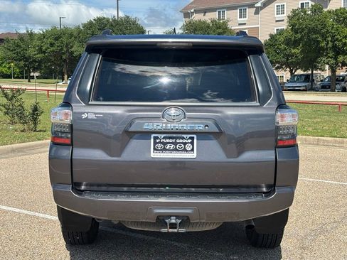 Used 2021 Toyota 4Runner SR5 RWD image 6
