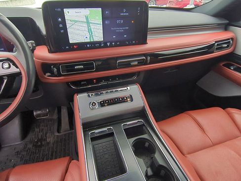 Used 2025 Lincoln Aviator Reserve w/ Equipment Group 201A image 46