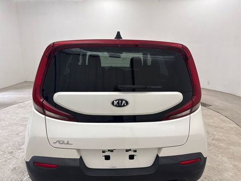 Used 2021 Kia Soul LX FWD image 23
