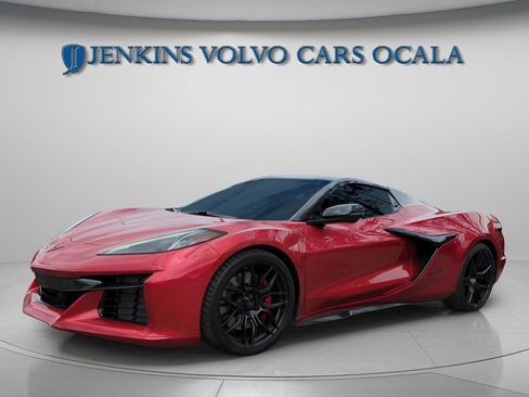 Used 2023 Chevrolet Corvette Z06 RWD image 6