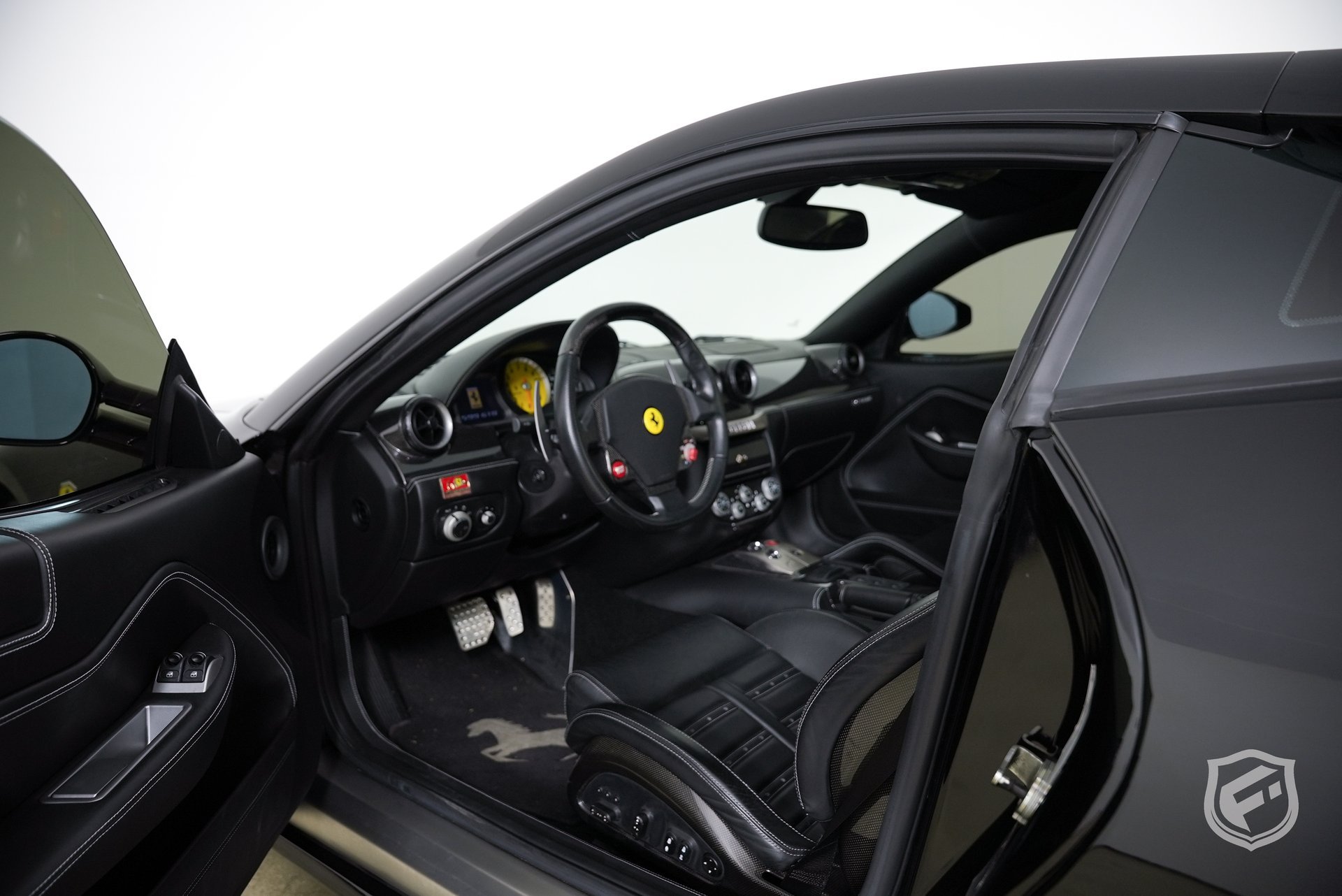 Used 2007 Ferrari 599 GTB Fiorano RWD image 14