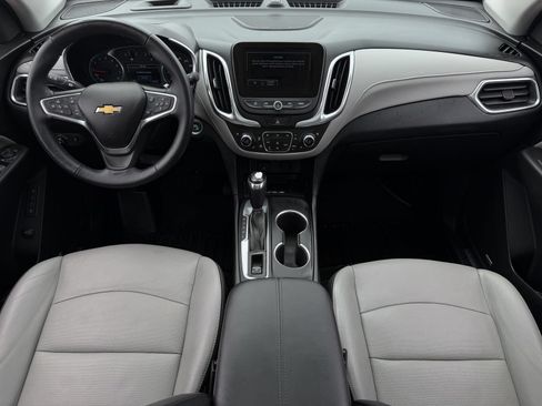 Used 2018 Chevrolet Equinox Premier FWD image 11