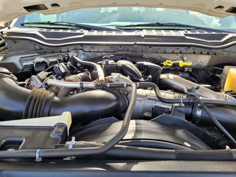 Used 2019 Ford F550 2WD SuperCab Super Duty image 27