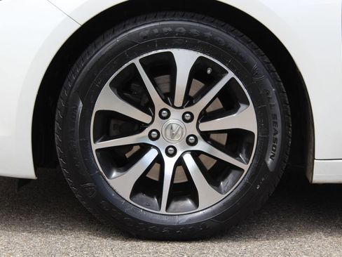 Used 2017 Acura TLX FWD image 26