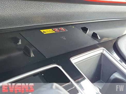 New 2026 Toyota Sienna Platinum image 10