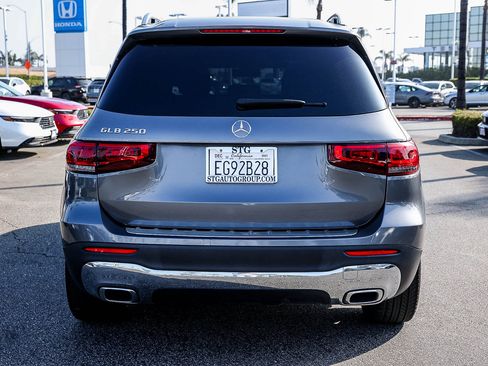 Used 2021 Mercedes-Benz GLB 250 image 6