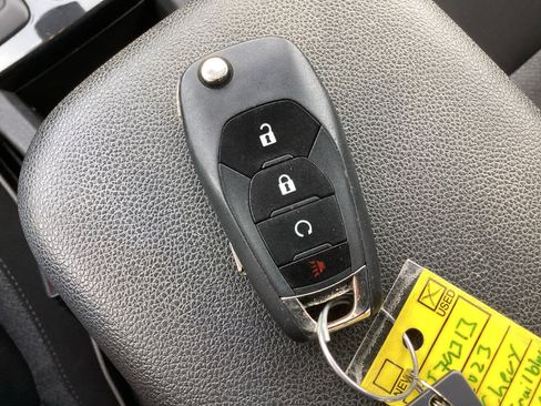 Used 2023 Chevrolet TrailBlazer LS image 31