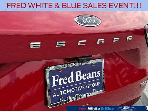 Certified 2022 Ford Escape SEL FWD image 31