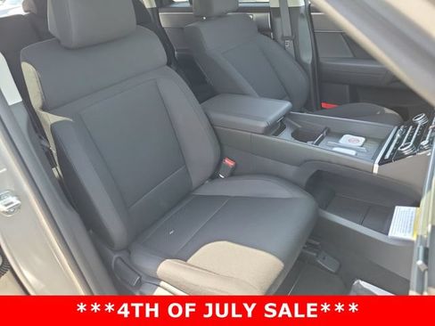 New 2026 Hyundai Santa Fe SE FWD image 22