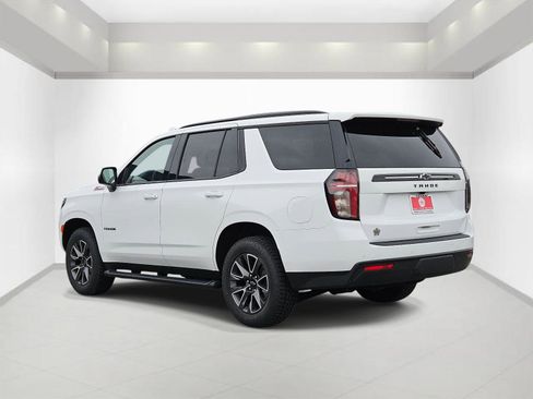 Used 2023 Chevrolet Tahoe Z71 w/ Luxury Package AWD/4WD image 6