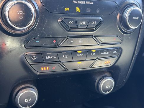 Used 2019 Ford Ranger XLT w/ Equipment Group 302A Luxury AWD/4WD image 29