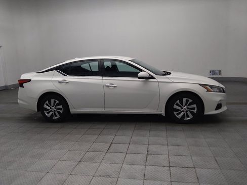 Used 2020 Nissan Altima 2.5 S FWD image 11