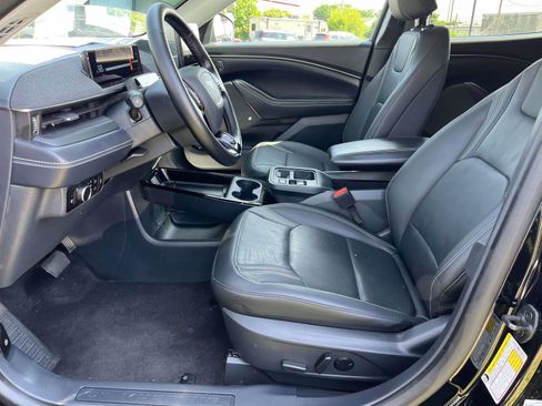 Used 2025 Ford Mustang Mach-E Premium RWD image 15