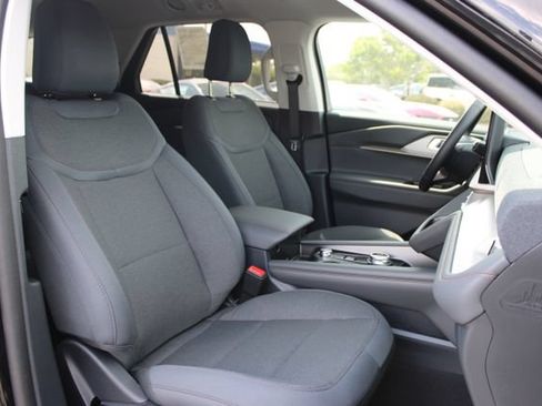 New 2026 Ford Explorer Active RWD image 6