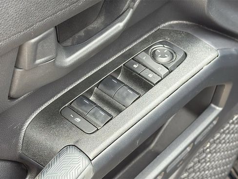 Used 2025 Toyota 4Runner SR5 image 11