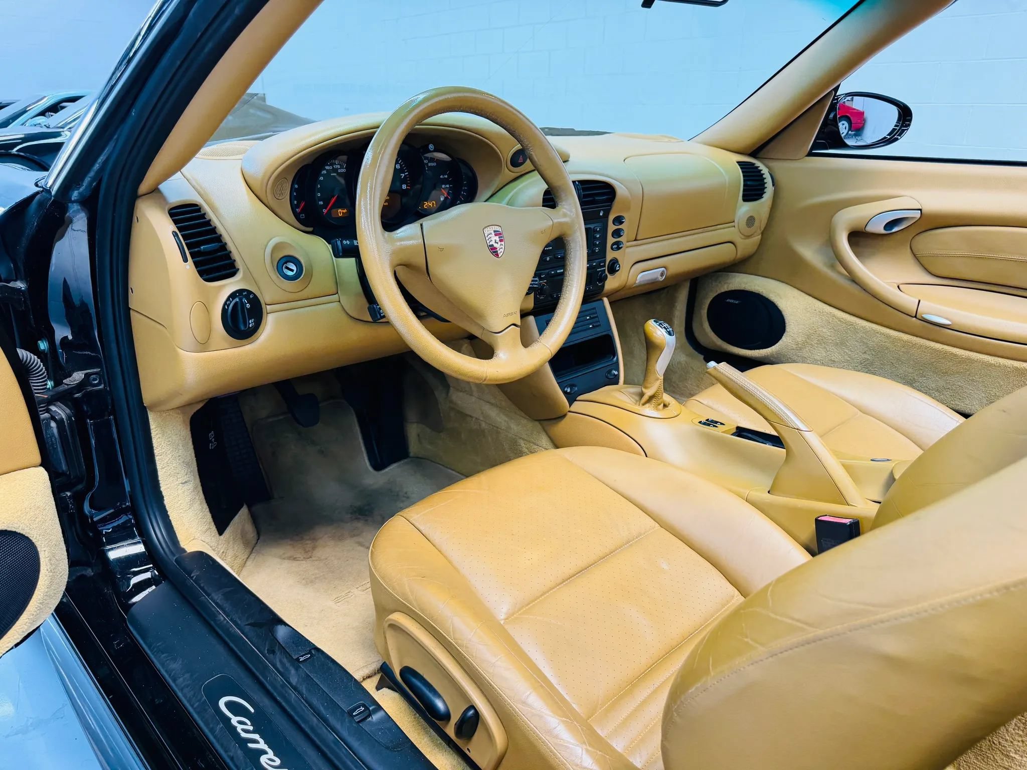 Used 2004 Porsche 911 Cabriolet image 4