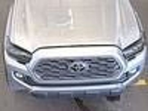 Used 2023 Toyota Tacoma TRD Off-Road AWD/4WD image 18