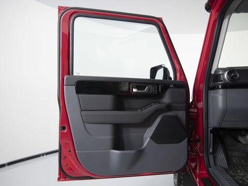 New 2025 INEOS Grenadier image 10