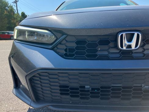 Certified 2025 Honda Civic LX image 28