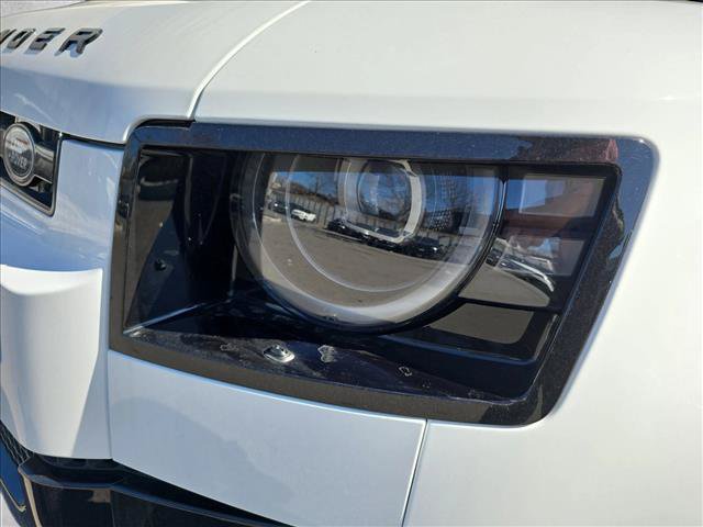 Used 2026 Land Rover Defender 110 X-Dynamic SE AWD/4WD image 30