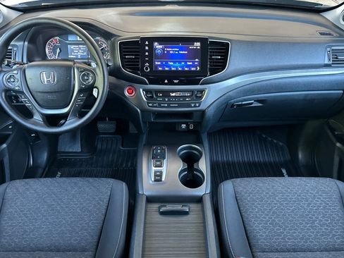 Used 2023 Honda Ridgeline Sport image 3