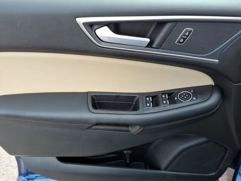 Used 2024 Ford Edge SEL w/ Convenience Package image 10