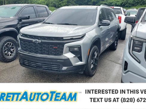 Used 2024 Chevrolet Traverse RS w/ LPO, Floor Liner Package AWD/4WD image 1
