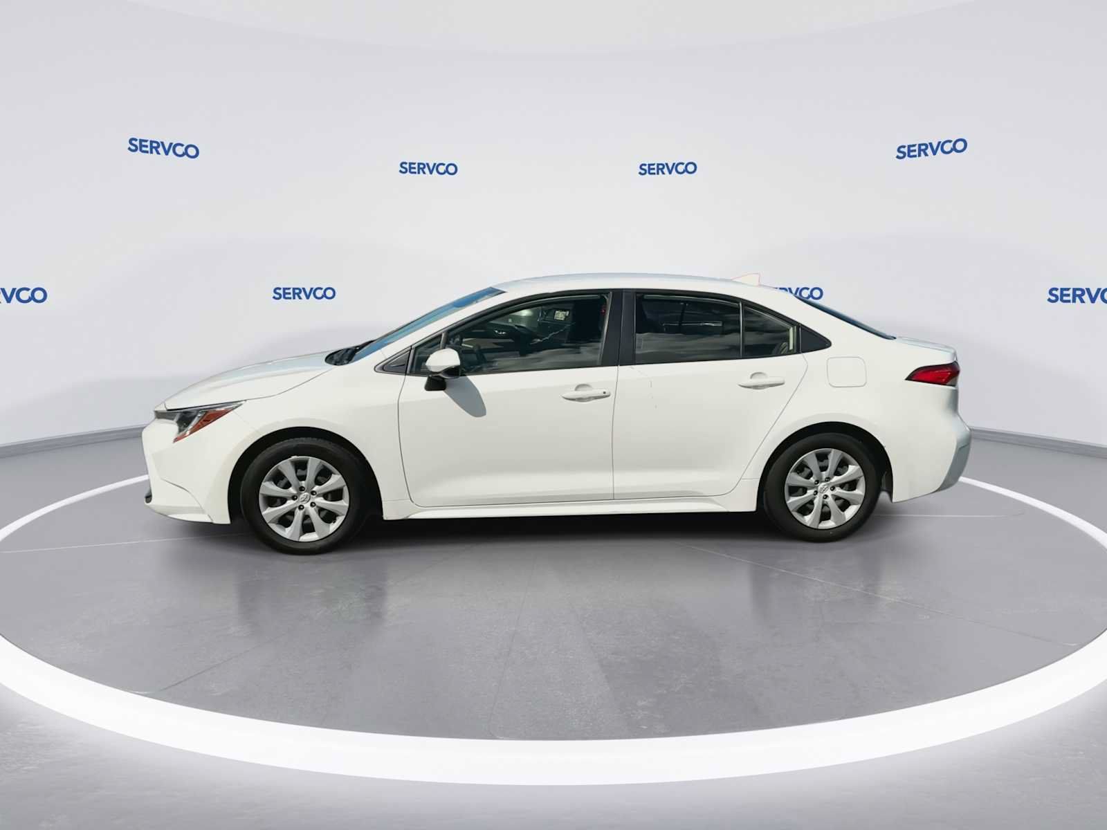 Used 2024 Toyota Corolla LE FWD image 5