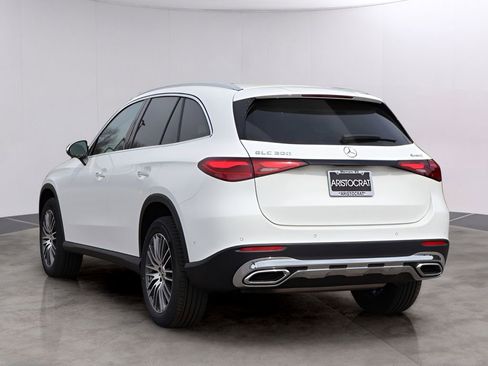 New 2026 Mercedes-Benz GLC 300 4MATIC image 5
