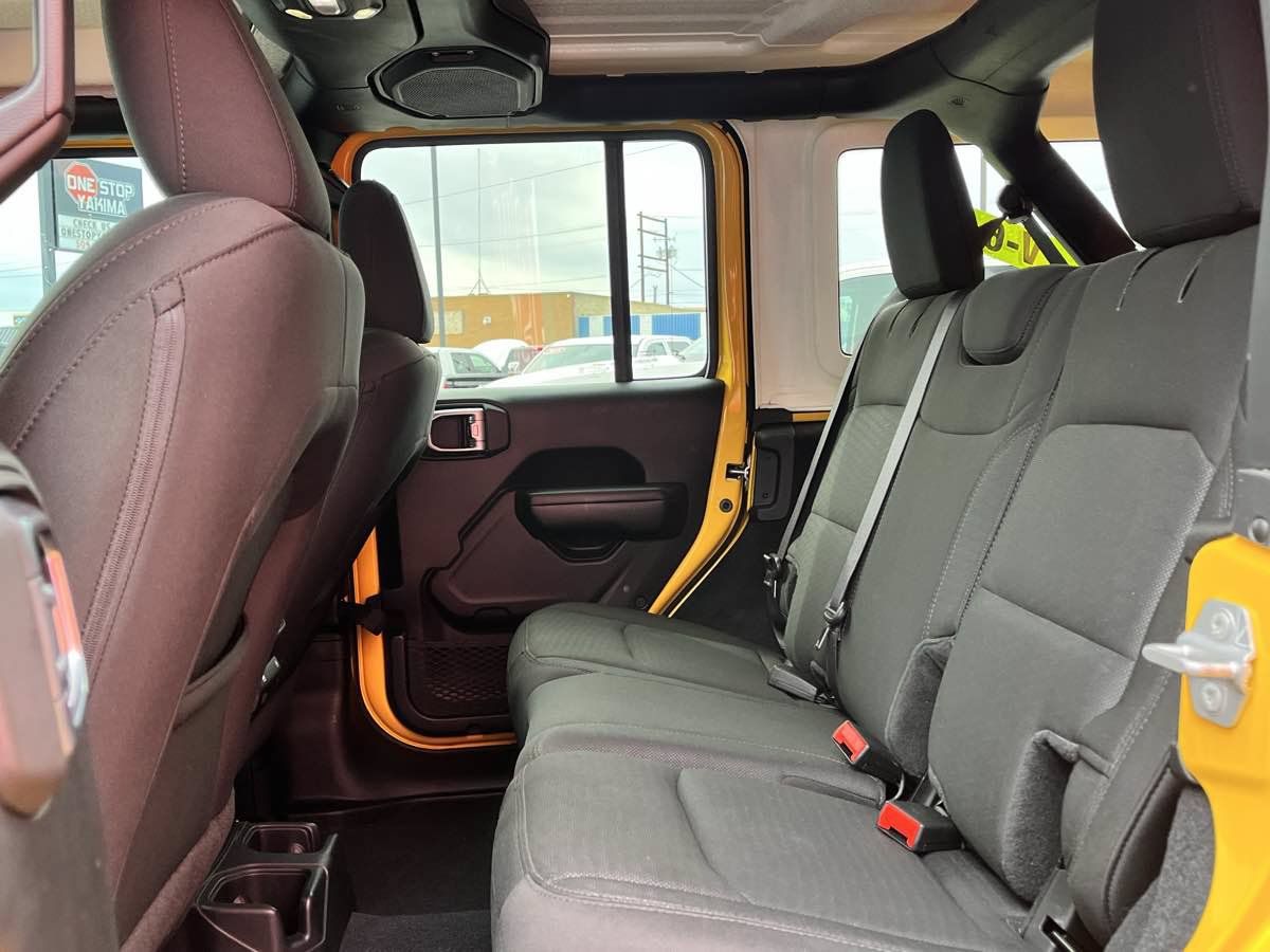 Used 2019 Jeep Wrangler Unlimited Sport S AWD/4WD image 14