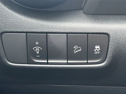 Certified 2023 Hyundai Kona SEL w/ Winter Weather Package image 27