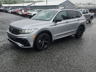 Used 2023 Volkswagen Tiguan SE R-Line