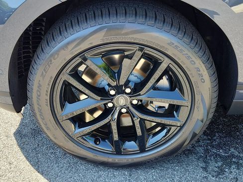 Used 2026 Land Rover Range Rover Velar S image 9