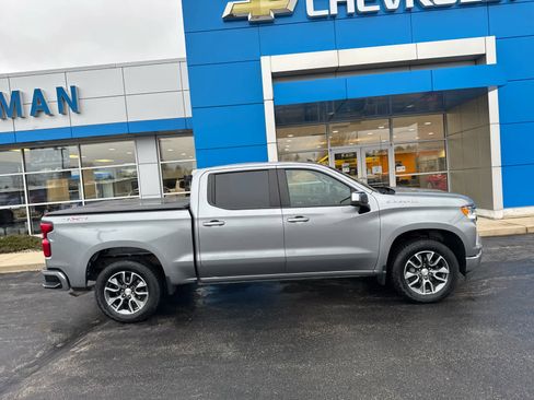 Used 2024 Chevrolet Silverado 1500 LT image 3